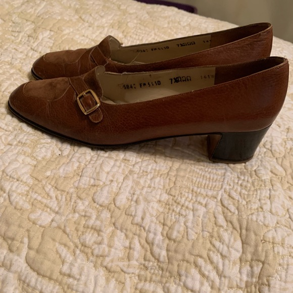 Vintage Ferragamo Loafer Heel SZ 7.5 AA - Picture 2 of 7